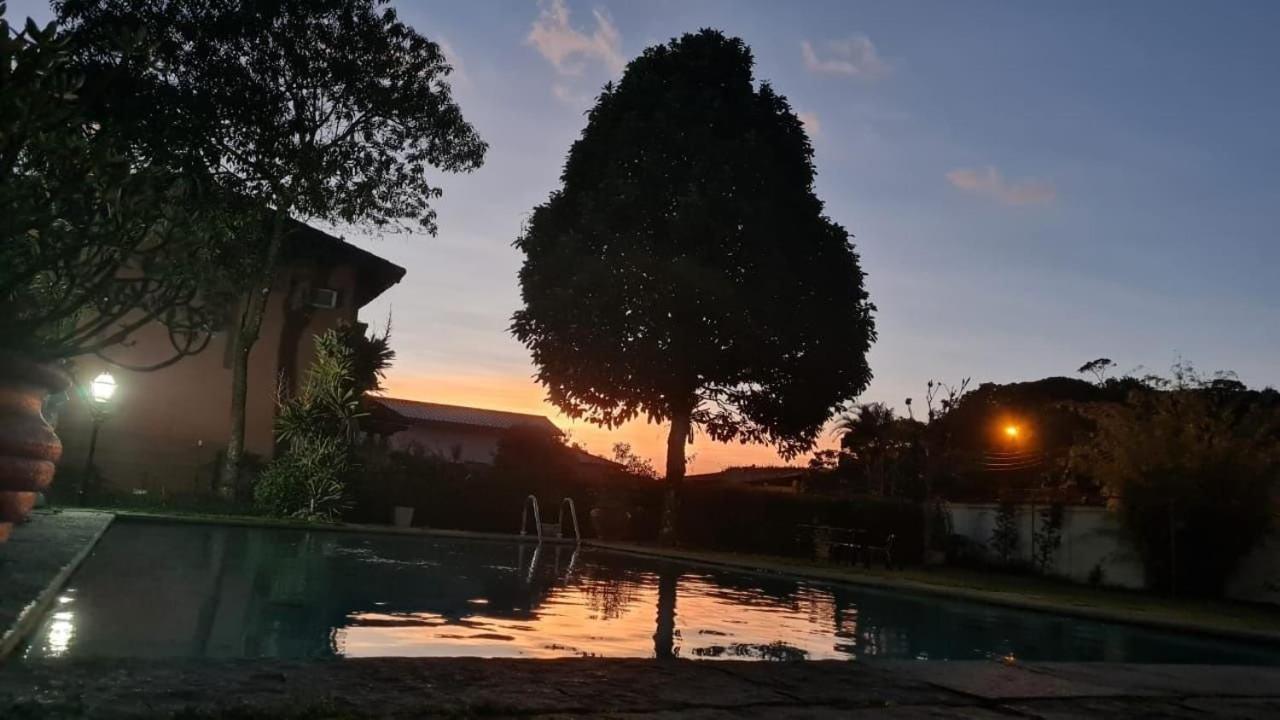 Casa Temporada Com Tranquilidade E Aconchego - Petropolis - Rj Villa Luaran gambar